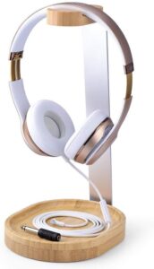 Avantree universal headphone stand with solid bamboo base and aluminium support for over-ear and on-ear headphones